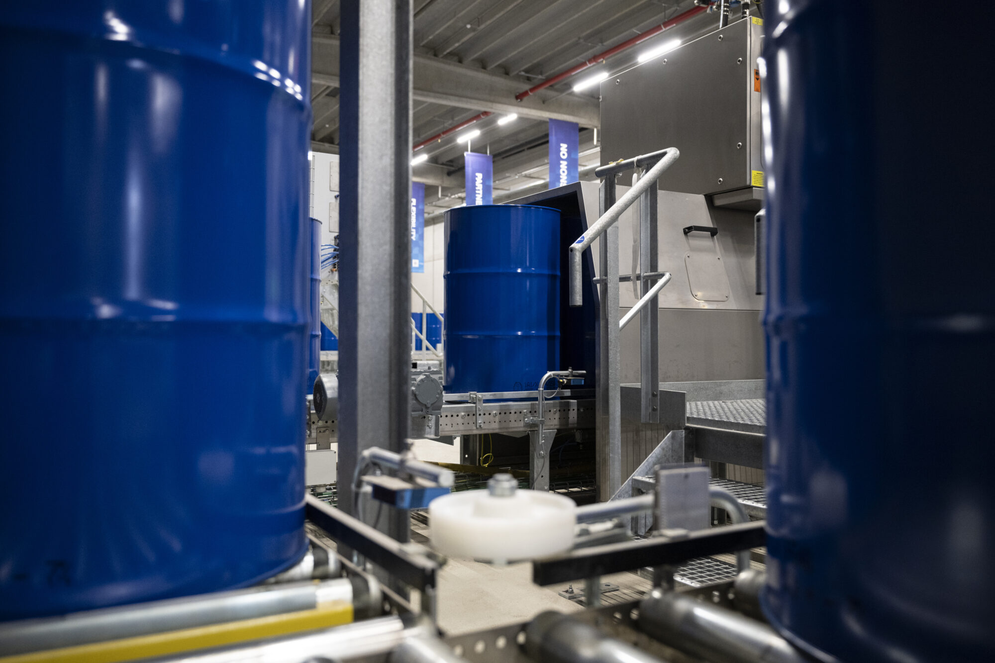 Industries - Van Moer Logistics